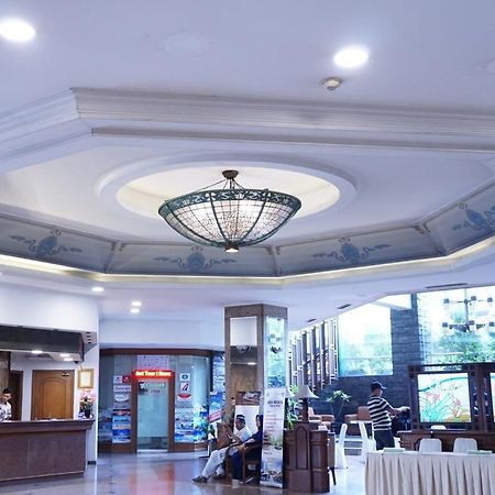 Kedaton Hotel Bandung Exteriör bild