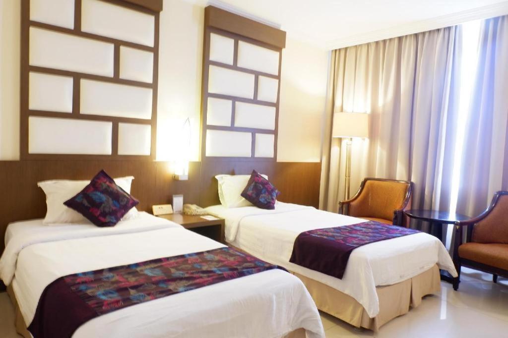 Kedaton Hotel Bandung Exteriör bild