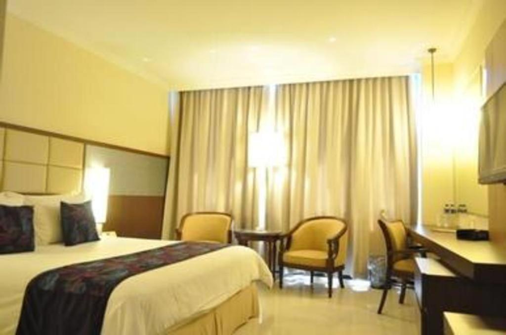 Kedaton Hotel Bandung Exteriör bild